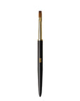 Profesjonell presisjon med F.O.X Square-Shaped Brush, takket være dens tette og elastiske syntetiske fibre.