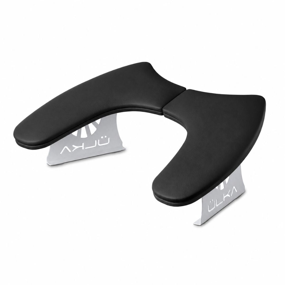 Svart håndstøtte med ergonomisk pute til neglebord