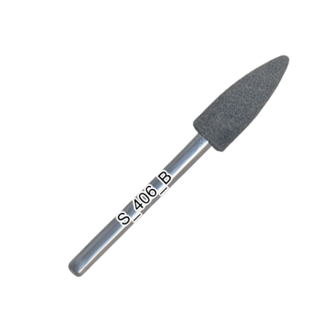 Effektiv polering av negler med silicon polisher for jevn overflate.