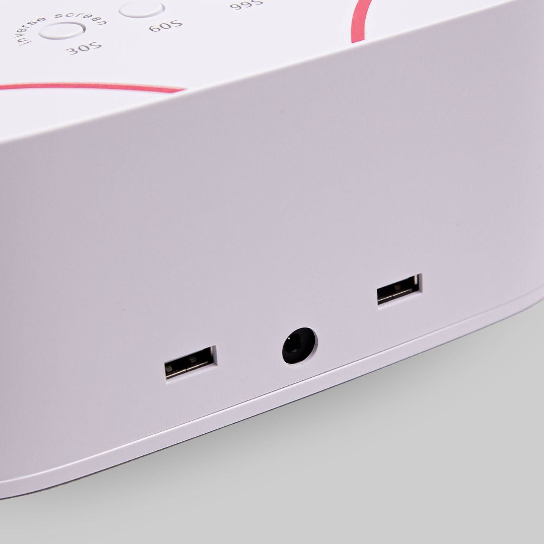 ÜLKA lampe med USB-porter for lading av mobiltelefon