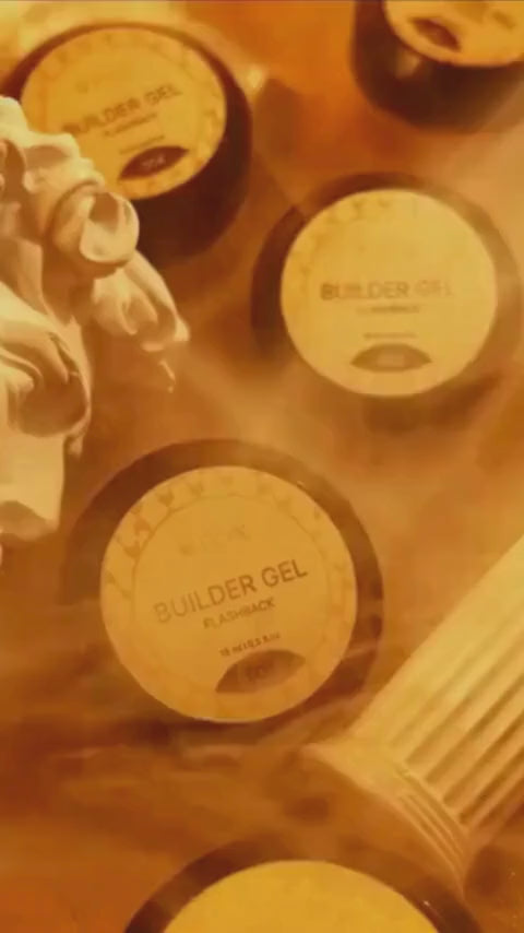 Builder gel Flashback med shimmer som viser lysrefleksjon