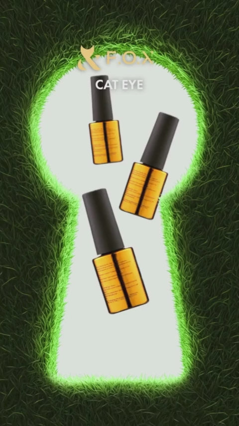 F.O.X Cat Eye Gellack er en hybrid gelelakk med cat eye-effekt, utviklet for profesjonell bruk.