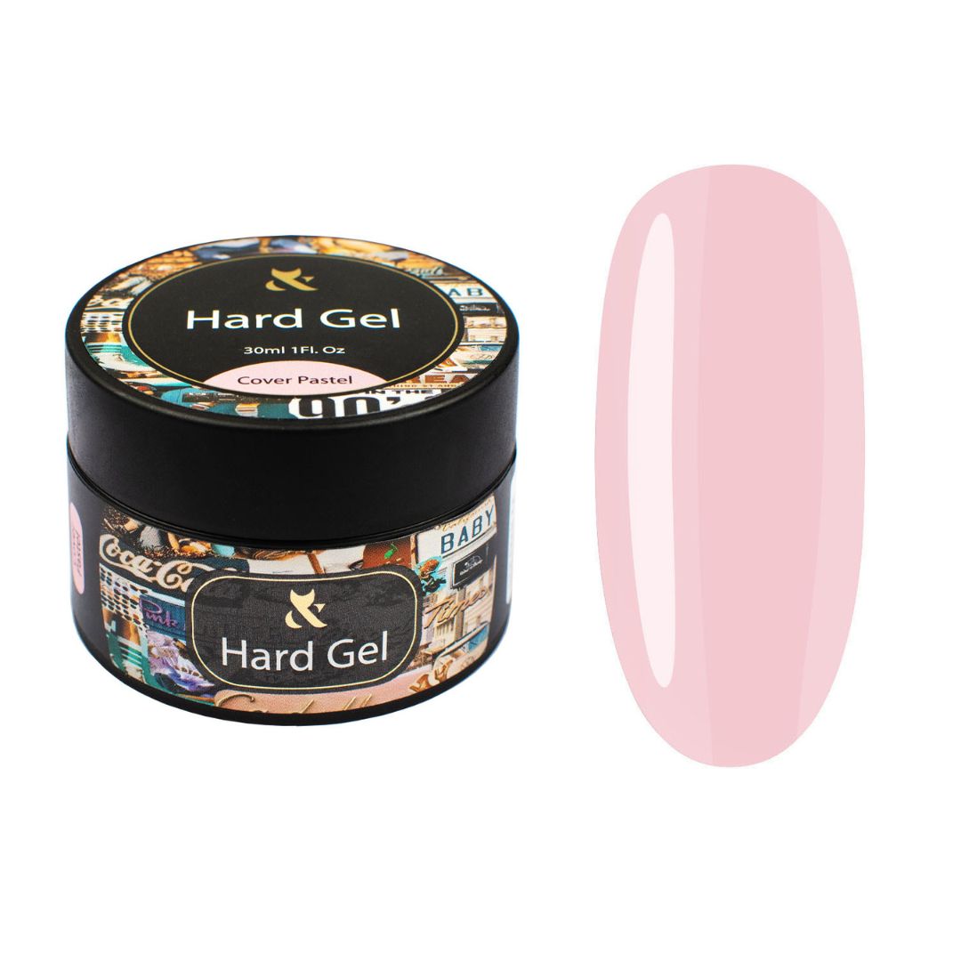 Hard Gel i pastellfarge gir en myk og perfekt finish.